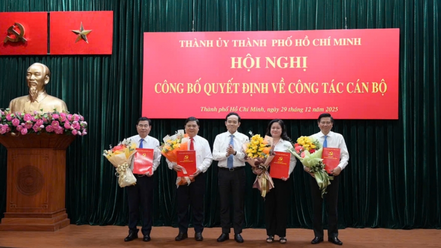 TP.HCM điều động 3 Ủy viên Ban Thường vụ Thành ủy làm Bí thư phường